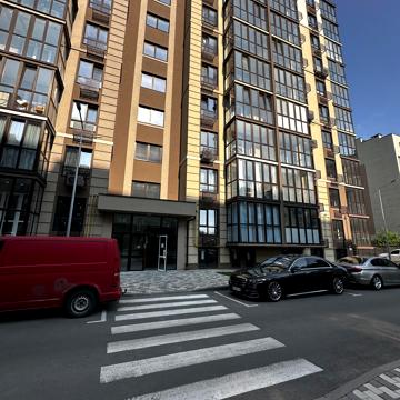 Метрологічна вул., 107-Б