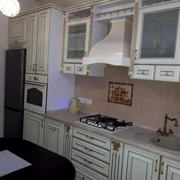 Трикімнатна квартира, Дача Ковалевського біля моря