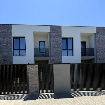 ТЕРМІНОВИЙ ПРОДАЖ котеджу біля Дастору | Газ | 2санвузли | 3спальні |