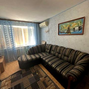 Продам 2-х кімнатну квартиру в центрі міста