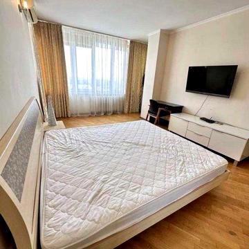 Продам 1к квартиру вул. Велика Китаївська 10а Деміївська