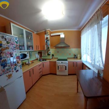 Владислава Бувалкіна вул. (Бочарова Генерала), 69