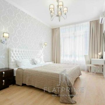 Джона Маккейна вул. (Івана Кудрі), 7