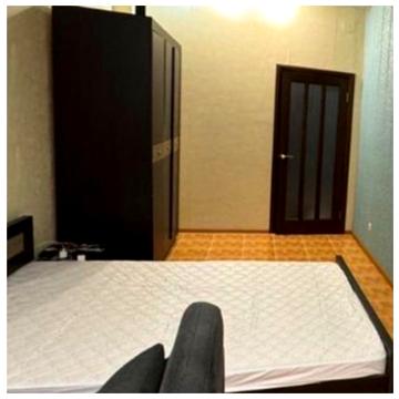 Незалежності вул., 8Б