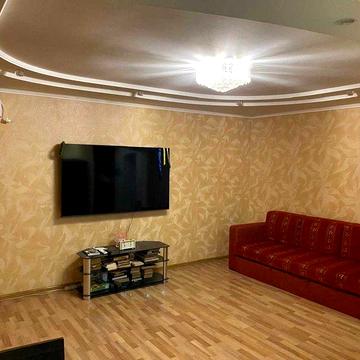 4-х кімнатна квартира вул.Бочарова, 6 м.Вільнянськ