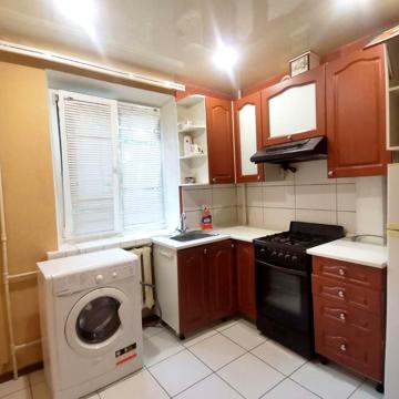 Сталеварів вул., 32