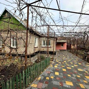 Здам будинок у Ц-М районі Змичка