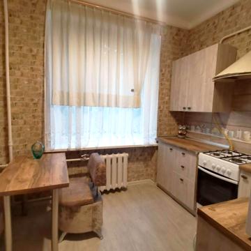 Сталеварів вул., 24