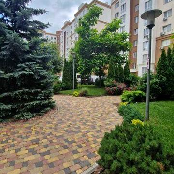 Софіївська Борщагівка, ЖК Львівський Маєток, Героїв Небесної Сотні ЖК Львівський Маєток