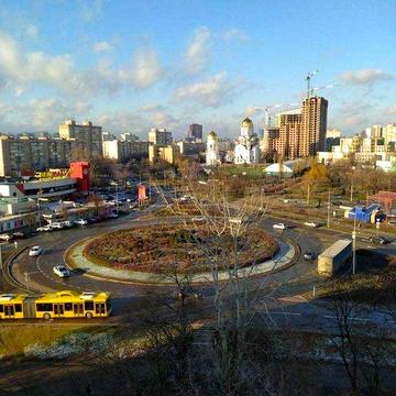 3-к квартира біля метро Харківська | вул. Вербицького, 22/1 | 69 м² |