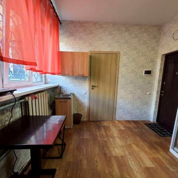 Продаж від власника 1-кімнатна на О.Теліги