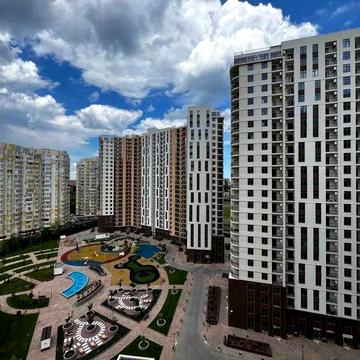 Трикімнатна квартира в 66-му Перлині ЖК Кадор Сіті на Краснова