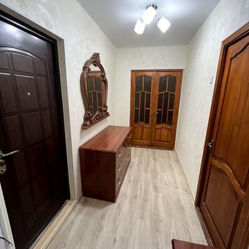 Лазурна вул., 50