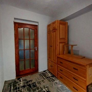 Здам 1 км  квартиру по Авангардній