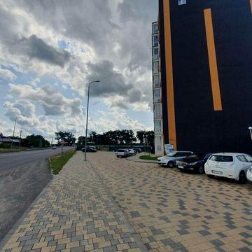 Продам 1 кімнатну квартиру.  Вул.Молодіжна .
