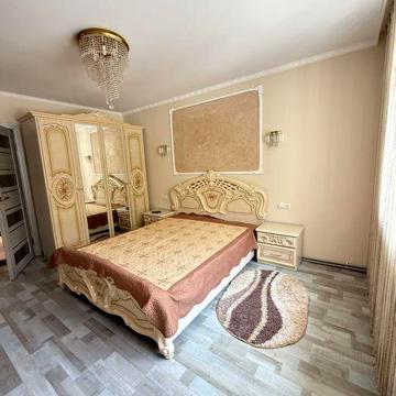 Продаж 2 квартира центр