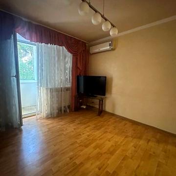 Продаж 2к Квартира Старомостова площа