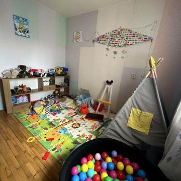 Продам 3к квартиру в центрі Позняків біля метро