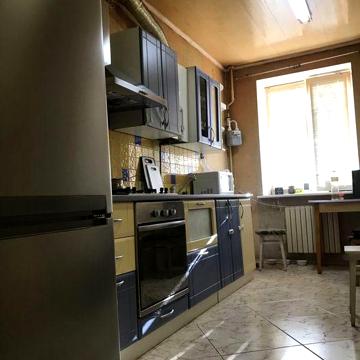 Продаж 3к квартири на Революцiйнiй
