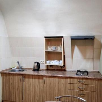 Дерибасівська вул., 5