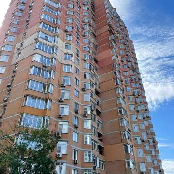 Оренда 3-ї квартири,центр,м.Печерська,Коновальца,Палац Україна