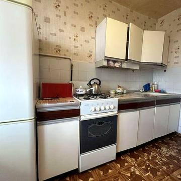 Оренда 3-кімнатної квартири на вул. Левка Лук’яненка