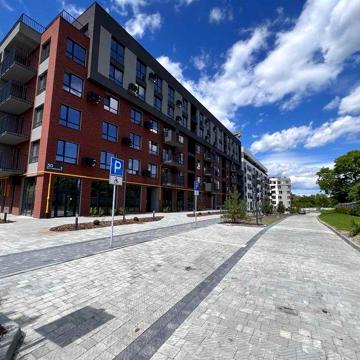 Продаж 1-кім. квартири на вул. Роксоляни