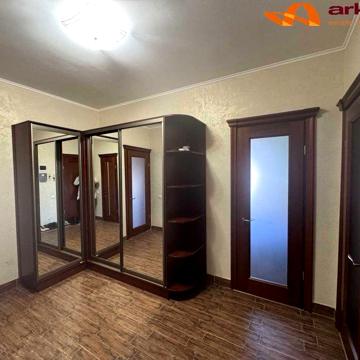 Продам 2кімнатну квартиру напроти АТБ. Центральний район.