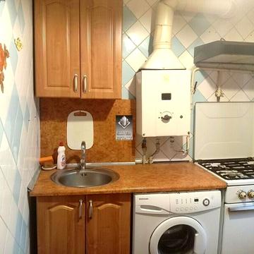 Магістральна вул., 76