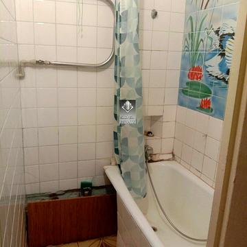 Магістральна вул., 76