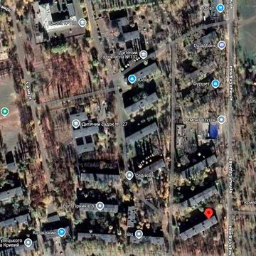 Продаю 3-кімнатну квартиру. Інгулець.