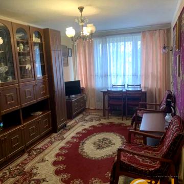 Академіка Євгена Лазаренка вул., 36