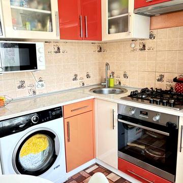 Продаж 2 кімнатної квартири 98квартал.Квартира двокімнатна Новинка