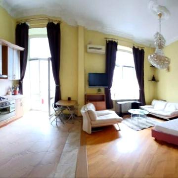 Тарасівська вул., 23/25