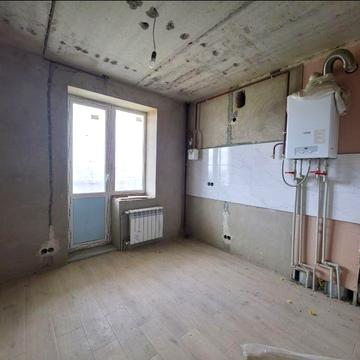 Продам повноцінну 1 кімнатну квартиру з частковим ремонтом у місті  Бу