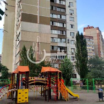 Оноре де Бальзака вул., 82
