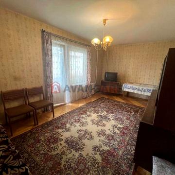 2-кімнатна квартира на Космосі с великим балконом