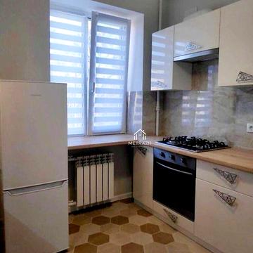 Продам 1к студию Дворец Спорта, Армейская (88065)