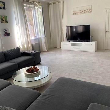 Довгострокова оренда. Люкс.Будинок 2 поверхи. Васильків. Центр!Охорона