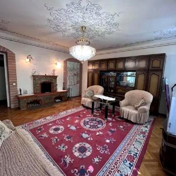 Тараса Шевченка просп., 10
