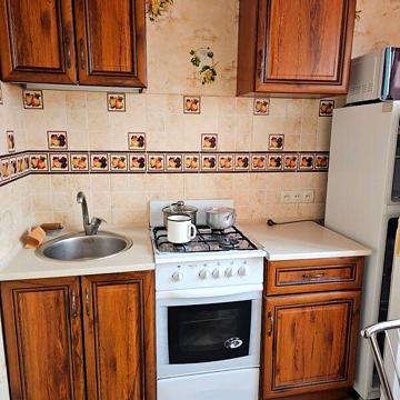 Довгострокова оренда 1к Квартира Нескорених (Героїв Праці) вулиця