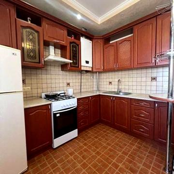 Оренда 3 км квартири в спальному районі міста