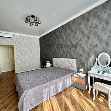 Двокімнатна квартира біля моря