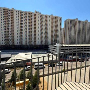 Продам 2-рівневу квартиру в
 новобудові — вул. Академіка Сахарова