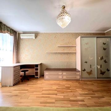Іподром, Лікоград, 3 кімнатна, Здановської 60/2