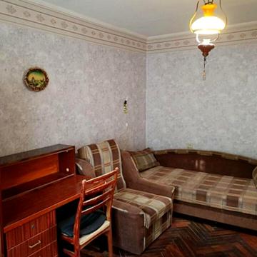 Європейського Союзу просп. (Правди), 68-Б