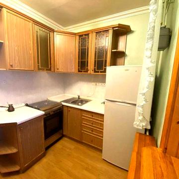 1-кімнана квартира біля метро Позняки