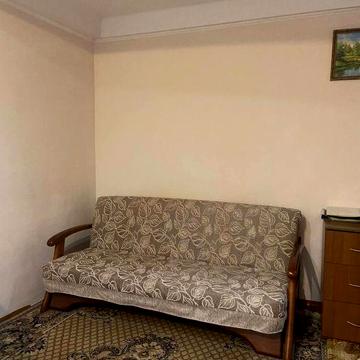 Продається простора 1-кімнатна квартира на Дослідній станції