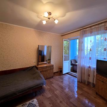 Академіка Корольова вул., 43/2