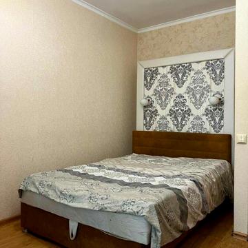 Григорія Сковороди вул., 3
